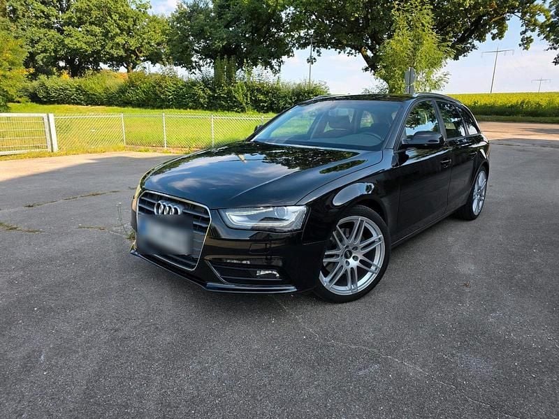 Schwarz Gebraucht 2014 Audi A4 Kombi | 7.299 € (Superpreis) - Bild 1/4