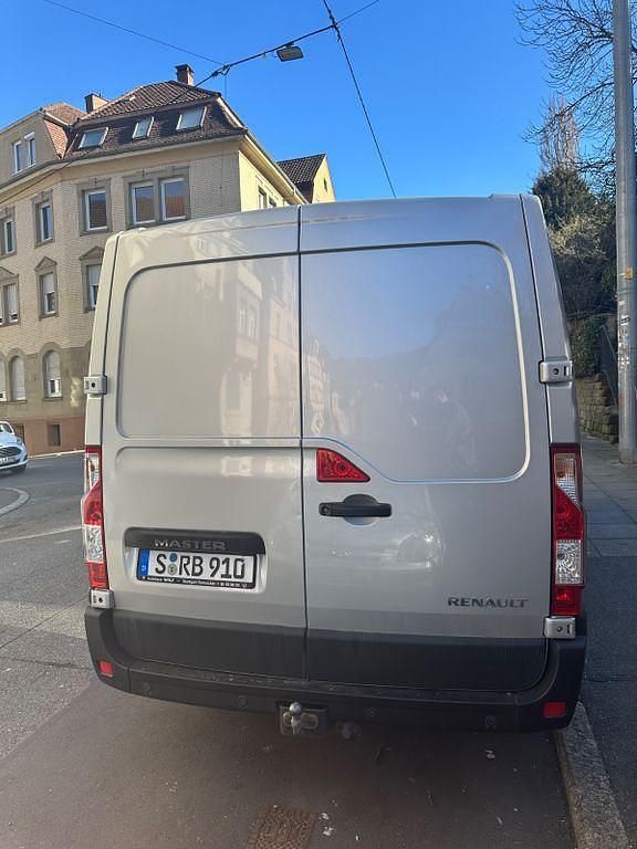 Gebraucht Renault Master 145 PS (106 kW) 2017 Grau Van