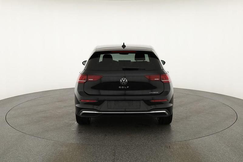 Grenadillschwarz metallic Neu 2025 VW Golf VIII Style | 38.280 € (Guter Preis) - Bild 1/4