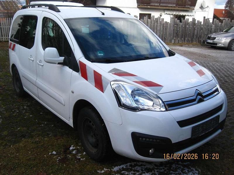 Gebraucht Citroën Berlingo 120 PS (88 kW) 2017 Weiß Van / Kleinbus