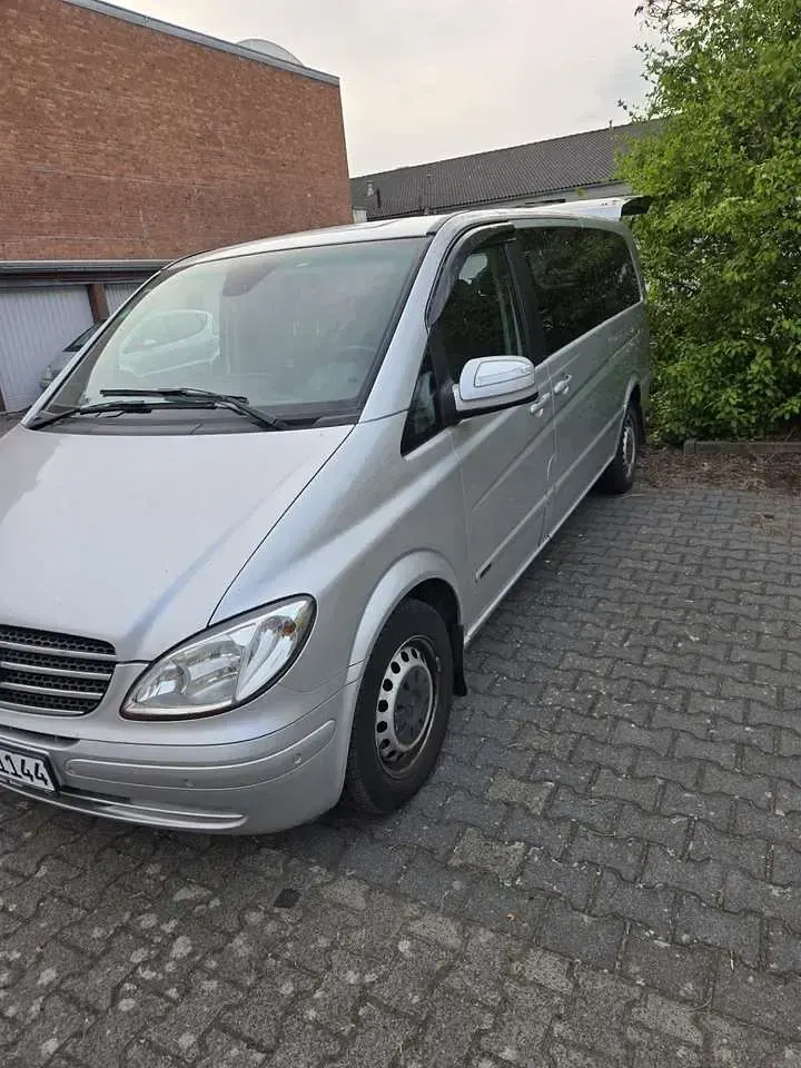 Gebraucht Mercedes Viano 204 PS (150 kW) 2010 Grau Van / Kleinbus