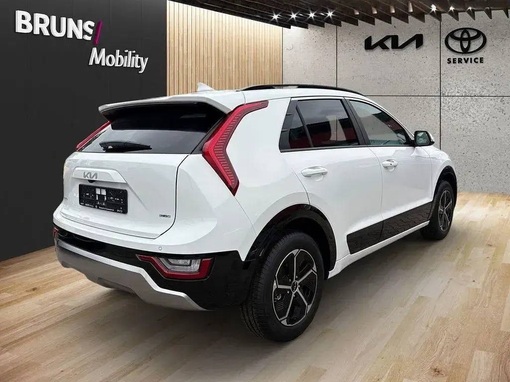 Neu Kia Niro Comfort 92 PS (67 kW) 2026 Weiß SUV