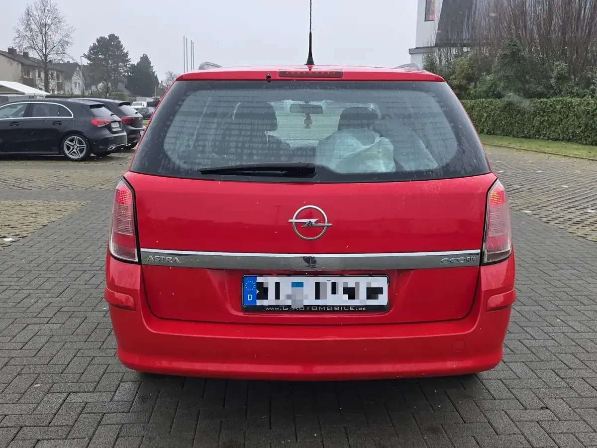 Gebraucht Opel Astra 90 PS (66 kW) 2009 Rot Kombi