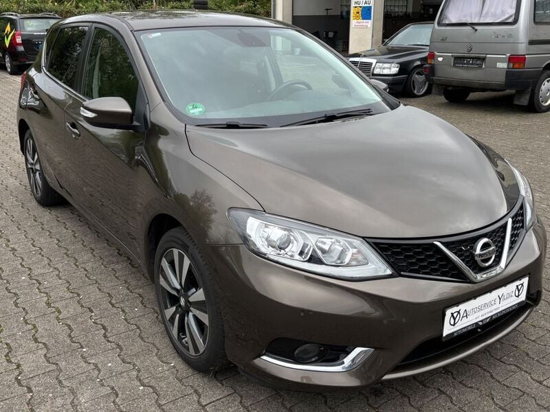 Braun Gebraucht 2015 Nissan Pulsar Limousine | 9.499 € (Fairer Preis) - Bild 1/4