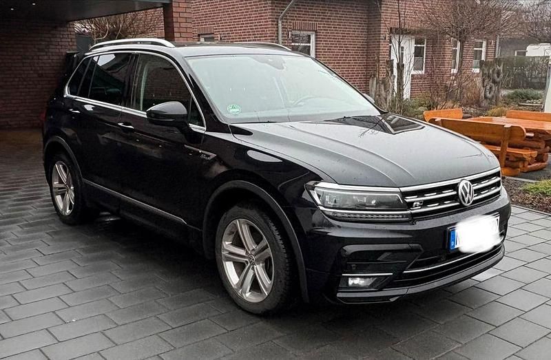 Gebraucht VW Tiguan R-line 150 PS (110 kW) 2020 Schwarz SUV