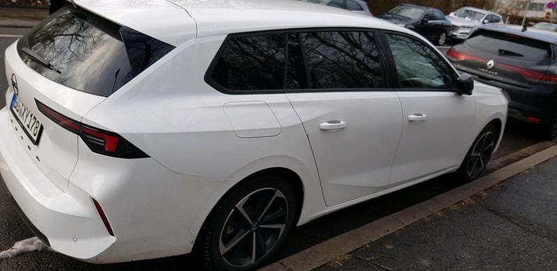 Gebraucht Opel Astra 131 PS (96 kW) 2024 Weiß Kombi