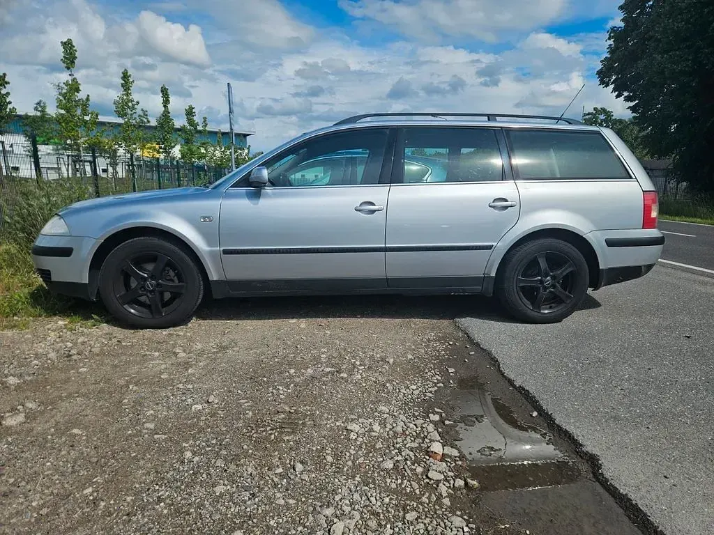 Gebraucht VW Passat Basis 150 PS (110 kW) 2003 Grau Kombi
