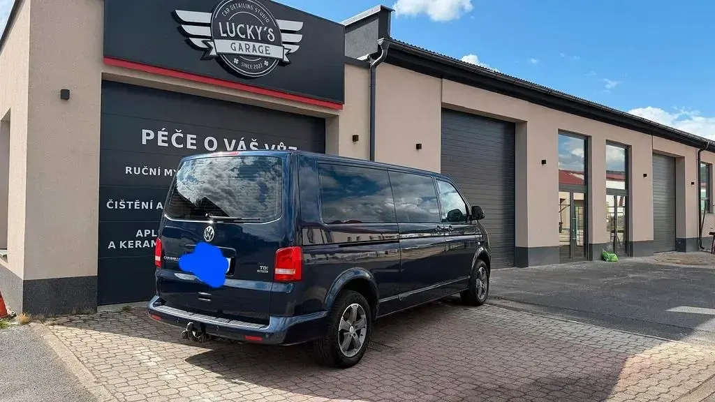 Gebraucht VW Caravelle 140 PS (102 kW) 2011 Blau Van