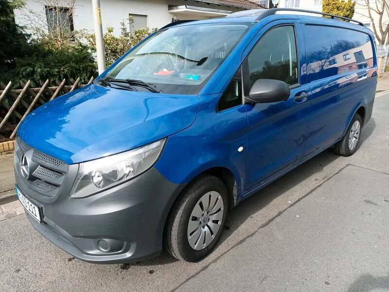 Blau Gebraucht 2015 Mercedes Vito Van / Kleinbus | 15.500 € (Guter Preis) - Bild 1/4
