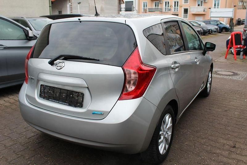 Gebraucht Nissan Note Acenta+ 80 PS (58 kW) 2014 Silber Limousine