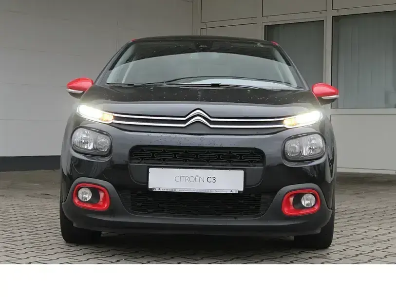 Gebraucht Citroën C3 Shine 110 PS (80 kW) 2019 Schwarz Kleinwagen