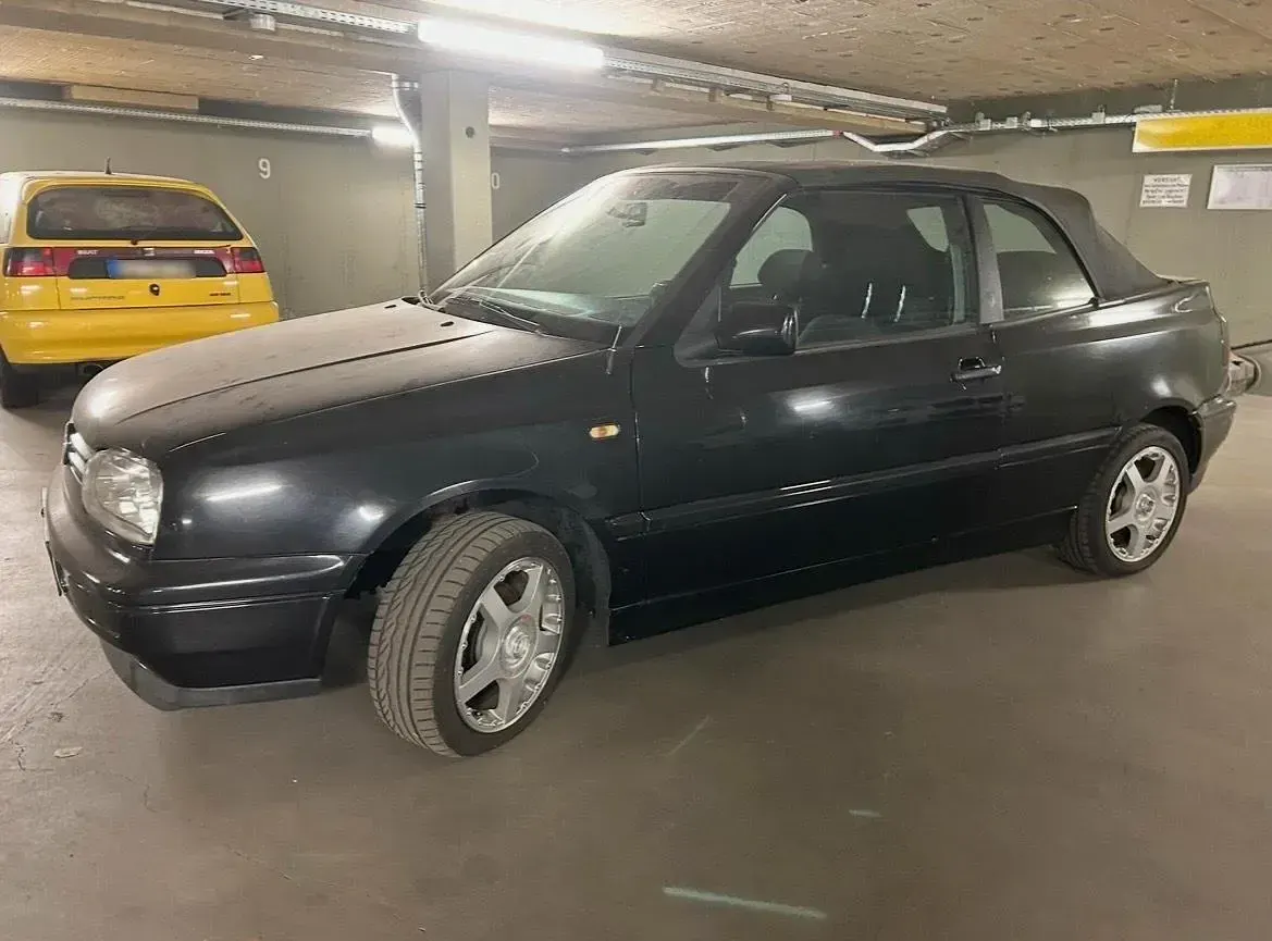 Gebraucht VW Golf Cabriolet 115 PS (84 kW) 1997 Schwarz Cabrio