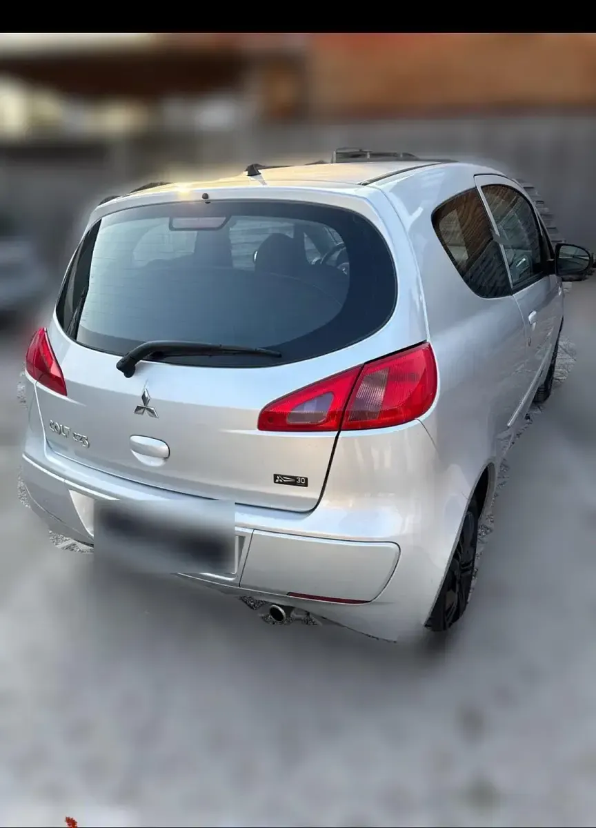 Gebraucht Mitsubishi Colt 95 PS (69 kW) 2007 Silber Kleinwagen
