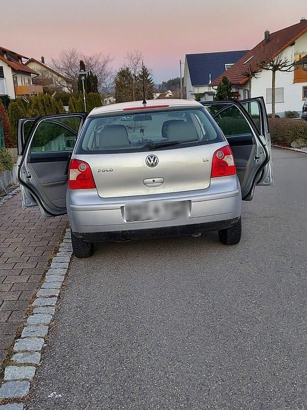 Gebraucht VW Polo 75 PS (55 kW) 2003 Silber Kleinwagen
