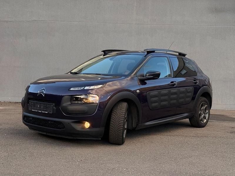 Gebraucht Citroën C4 Shine 99 PS (72 kW) 2016 Violett SUV