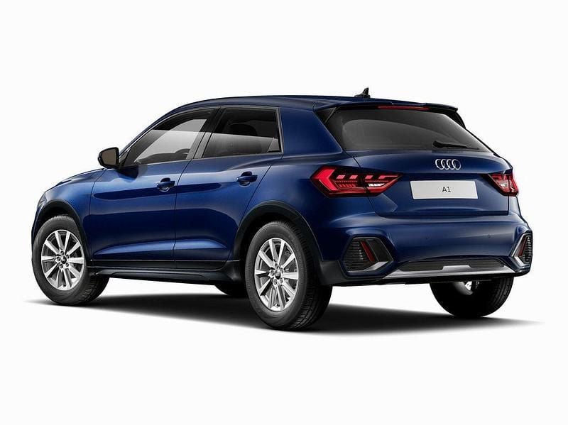 Gebraucht Audi A1 Basis 95 PS (69 kW) 2025 Navarrablau metallic SUV