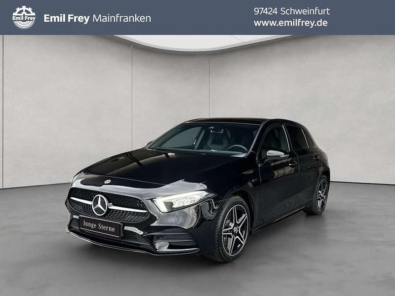 Schwarz Gebraucht 2021 Mercedes A250 AMG Limousine | 24.800 € (Guter Preis) - Bild 1/4