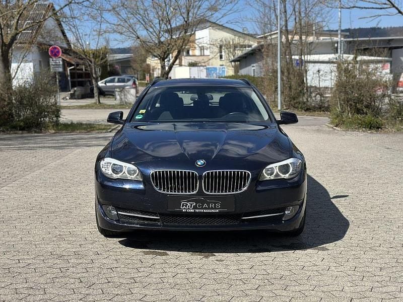 Używany BMW 520 184 KM (135 kW) 2012 Niebieski Kombi