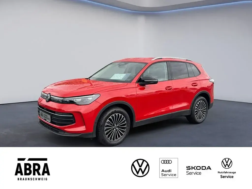 Gebraucht VW Tiguan Goal 150 PS (110 kW) 2025 Rot SUV