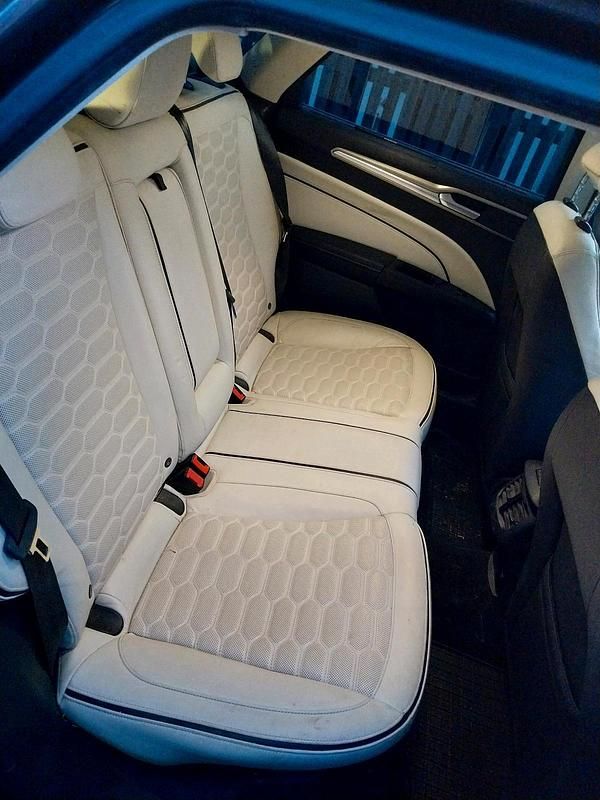 Gebraucht Ford Mondeo Vignale 210 PS (154 kW) 2016 Grau Kombi