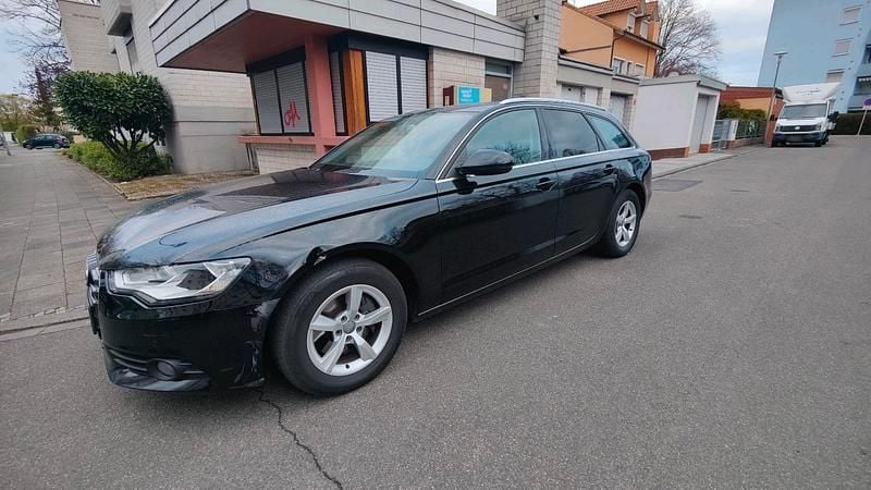 Gebraucht Audi A6 177 PS (130 kW) 2013 Schwarz Kombi
