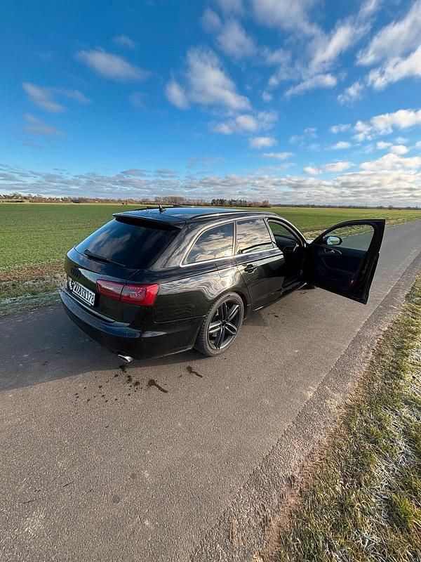 Gebraucht Audi A6 245 PS (180 kW) 2012 Schwarz Kombi