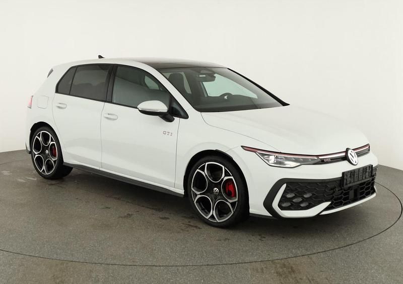 Neu VW Golf VIII GTI 2026 Pure white