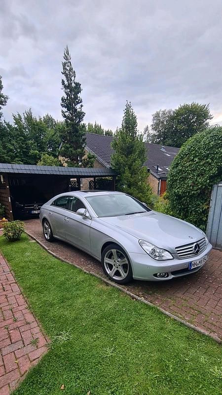 Gebraucht Mercedes CLS350 272 PS (200 kW) 2005 Silber Coupé