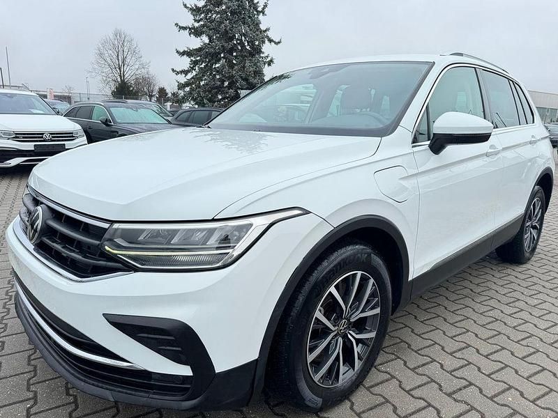 Gebraucht VW Tiguan Life 245 PS (180 kW) 2021 Weiß SUV