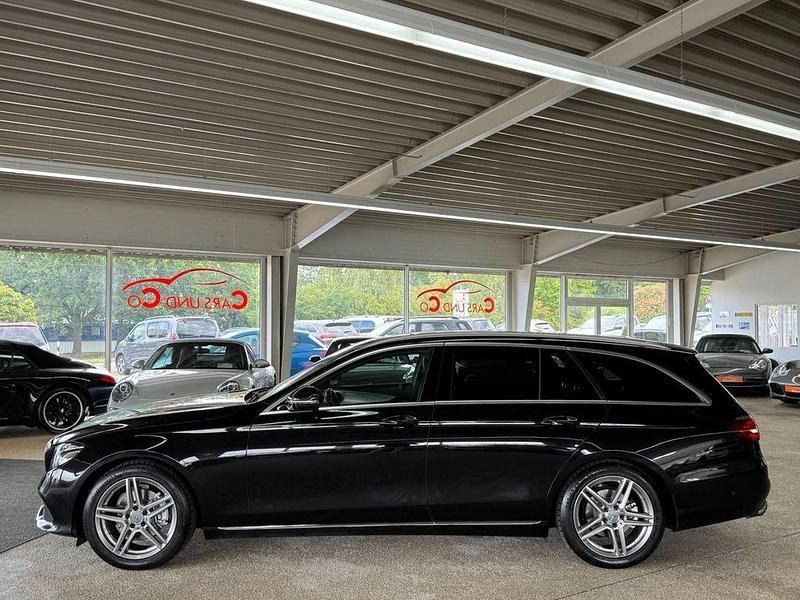 Gebraucht Mercedes E220 194 PS (142 kW) 2017 Schwarz Kombi