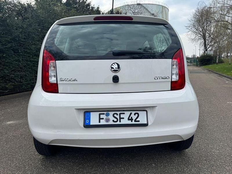 Gebraucht Skoda Citigo Active 60 PS (44 kW) 2014 Weiß Kleinwagen