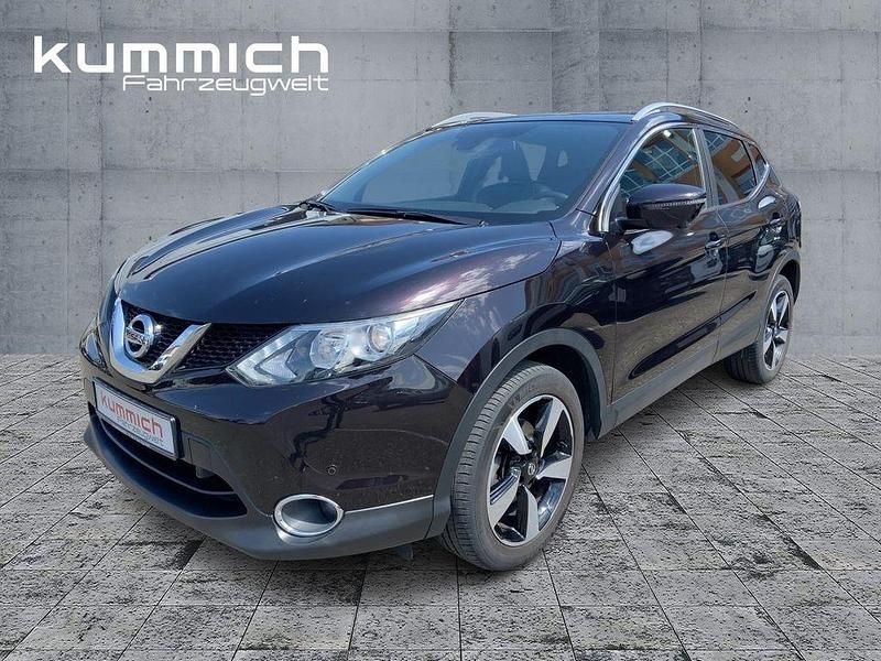 Schwarz violett metallic (violett) Gebraucht 2017 Nissan Qashqai N-Vision SUV | 14.990 € (Fairer Preis) - Bild 1/4