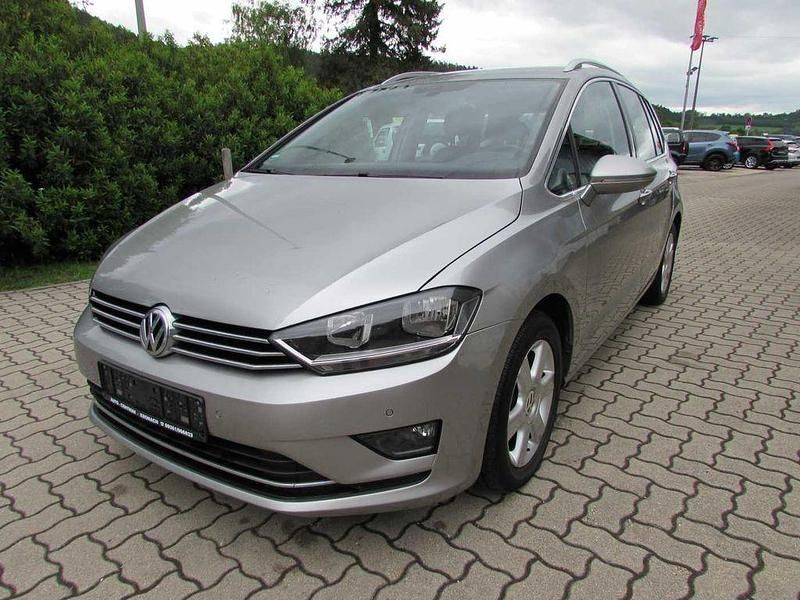 Tungstensilber Gebraucht 2015 VW Golf Sportsvan Highline Van / Kleinbus | 8.490 € - Bild 1/4
