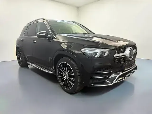 Gebraucht Mercedes GLE400 AMG line 330 PS (242 kW) 2022 Schwarz SUV