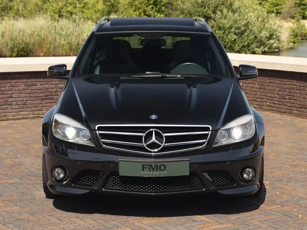 Gebraucht Mercedes C63 AMG AMG 487 PS (358 kW) 2010 Schwarz Limousine