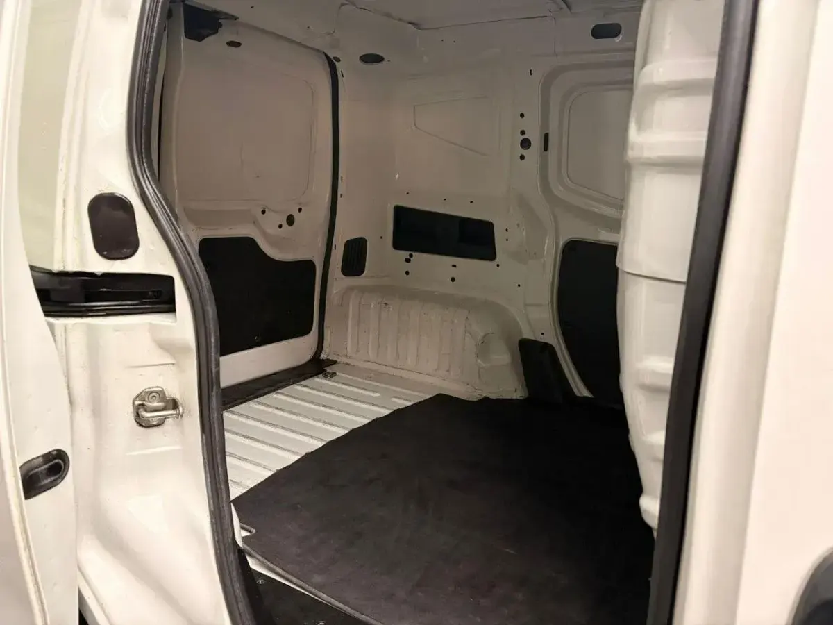 Gebraucht Fiat Fiorino 77 PS (56 kW) 2018 Weiß Van / Kleinbus