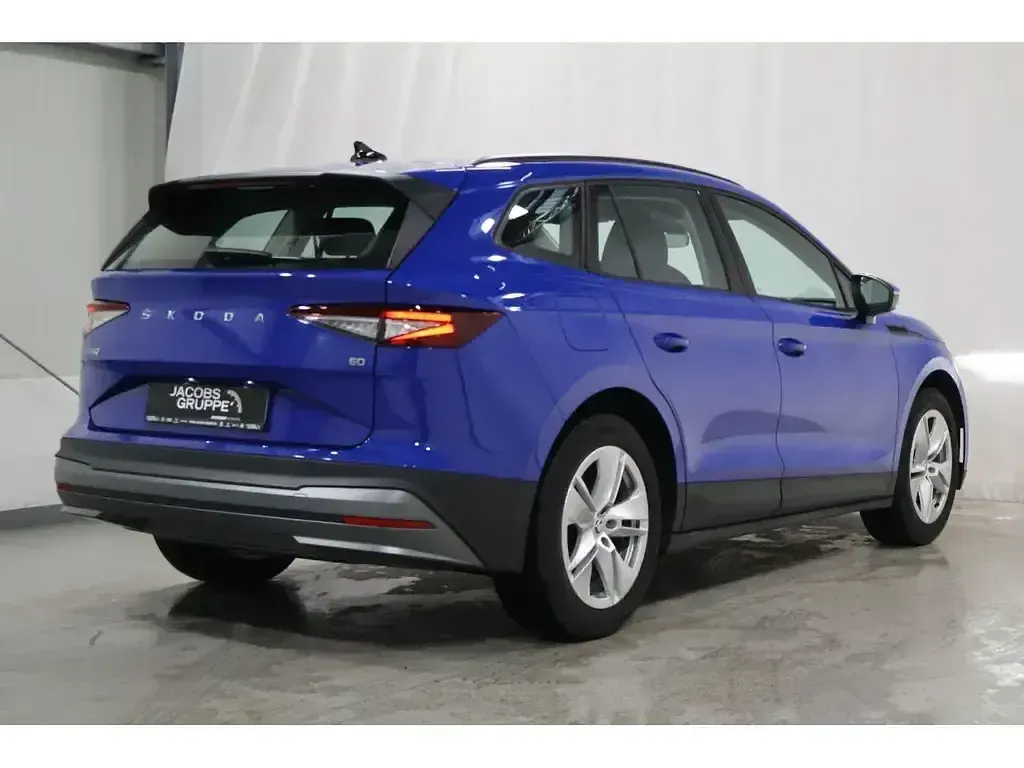 Gebraucht Skoda Enyaq iV Loft 97 kW (132 PS) 2024 Blau SUV