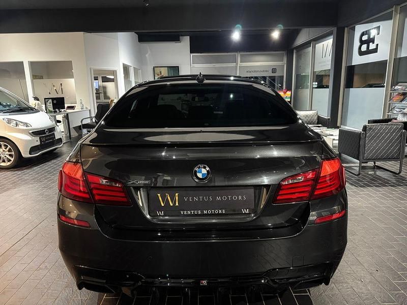 Gebraucht BMW 550 Performance 381 PS (280 kW) 2013 Braun Limousine