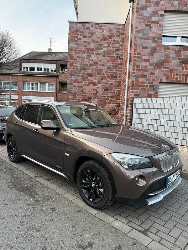 Gebraucht BMW X1 258 PS (189 kW) 2010 Beige SUV
