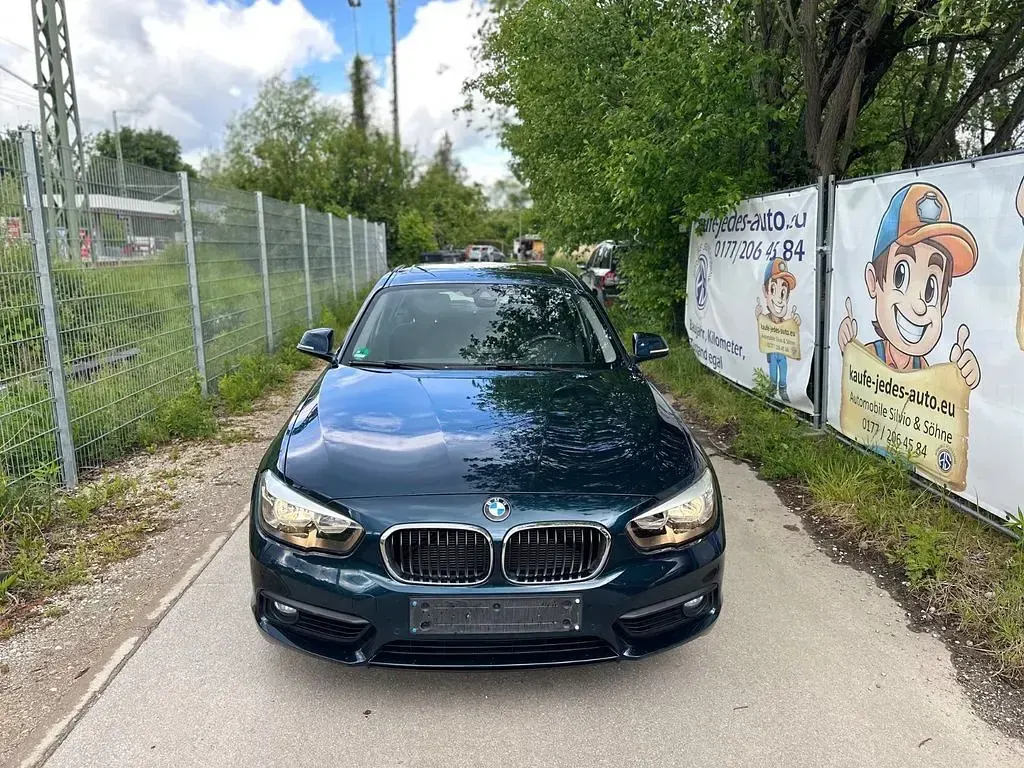 Gebraucht BMW 120 Advantage 177 PS (130 kW) 2016 Blau Kleinwagen