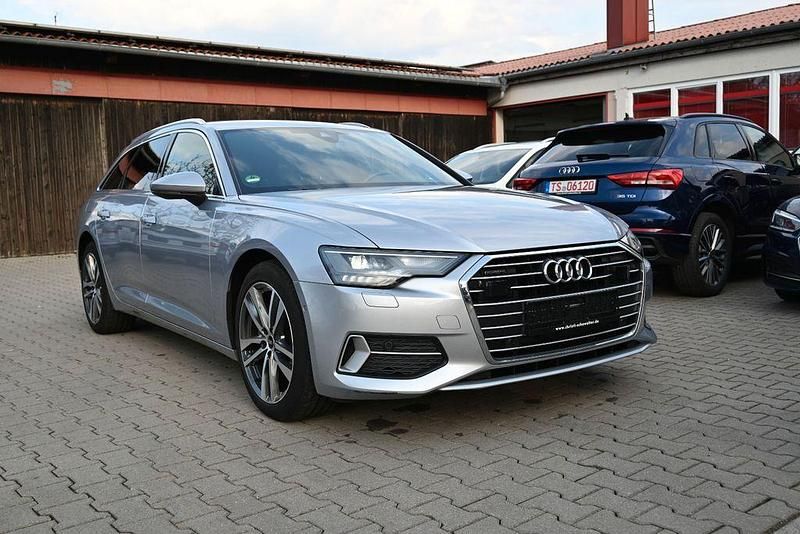 Gebraucht Audi A6 Sport 204 PS (150 kW) 2022 Florettsilber Kombi