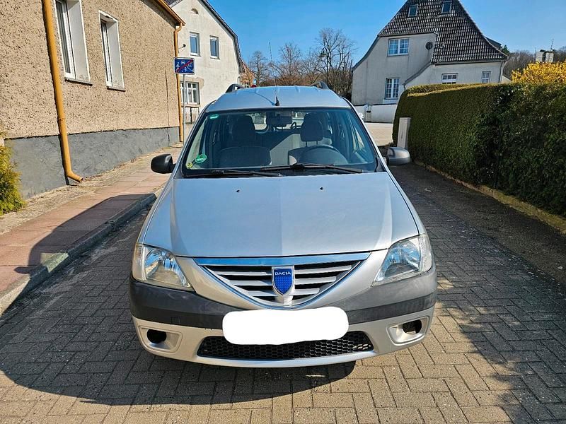 Gebraucht Dacia Logan 105 PS (77 kW) 2008 Silber Van / Kleinbus