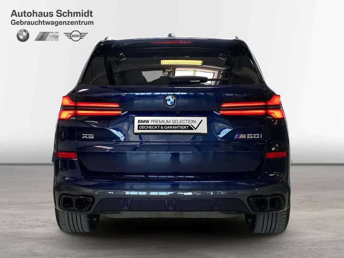 Gebraucht BMW X5 M Sport 530 PS (389 kW) 2024 Bmw individual tansanitblau SUV
