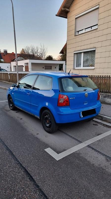Gebraucht VW Polo Basis 54 PS (39 kW) 2004 Blau Limousine