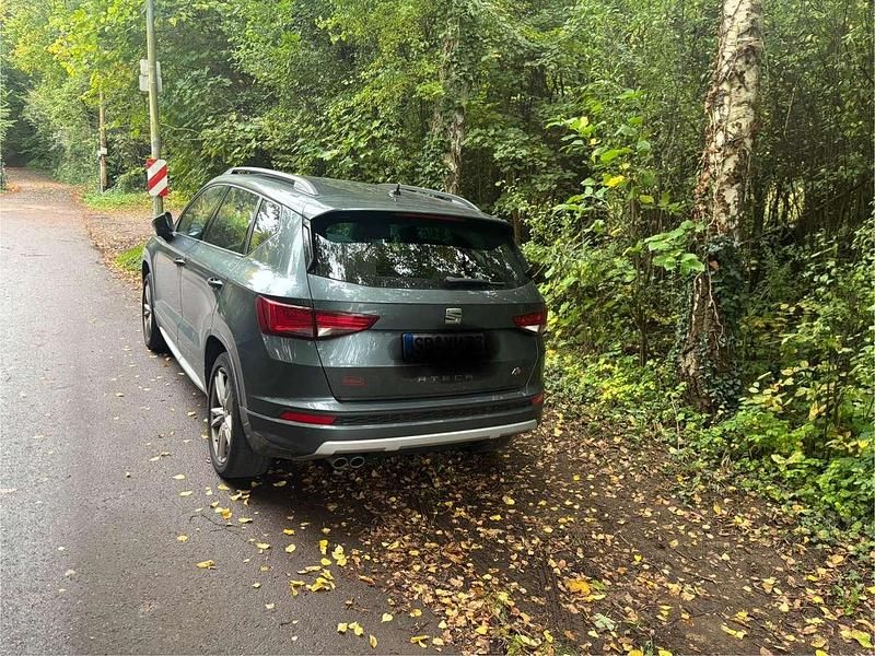 Gebraucht Seat Ateca FR 150 PS (110 kW) 2019 Grau SUV