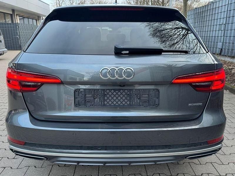 Gebraucht Audi A4 S-Line 245 PS (180 kW) 2019 Grau Kombi