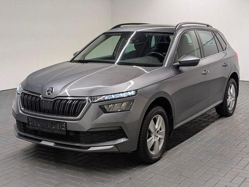 Graphitegrau metallic Gebraucht 2024 Skoda Kamiq Ambition SUV | 21.980 € (Fairer Preis) - Bild 1/4