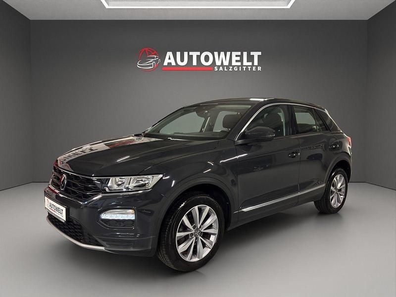 Grau Gebraucht 2021 VW T-Roc Style SUV | 18.500 € (Superpreis) - Bild 1/4