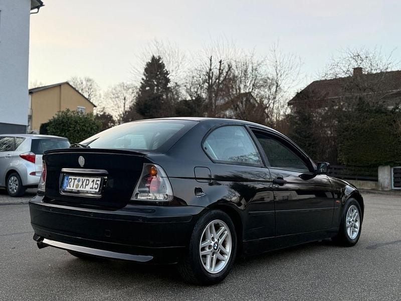 Gebraucht BMW 316 116 PS (85 kW) 2004 Schwarz Kleinwagen