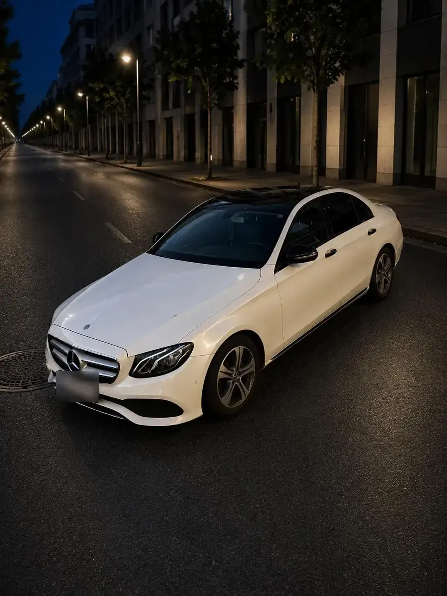 Gebraucht Mercedes E200 150 PS (110 kW) 2019 Weiß Limousine